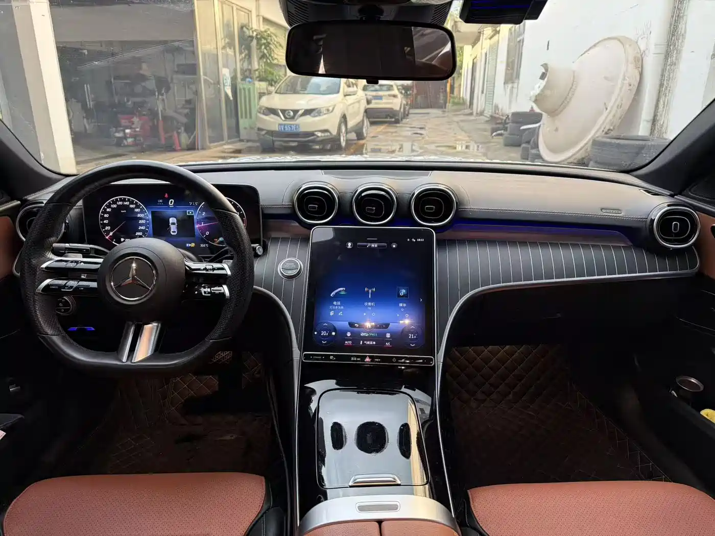 Mercedes-Benz C-Class 2022 C 200 L Sport Version фото 8