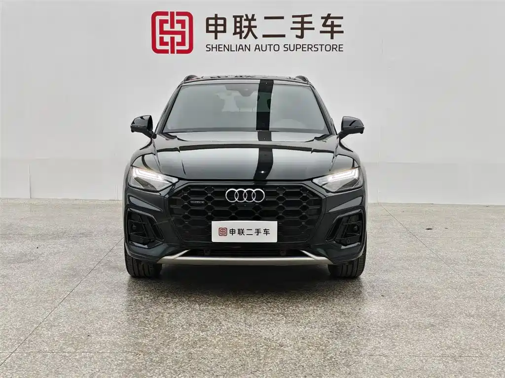Audi Q5L 2023 40T Luxury Dynamic фото 2
