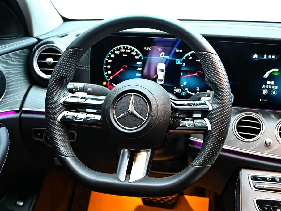  E CLASS