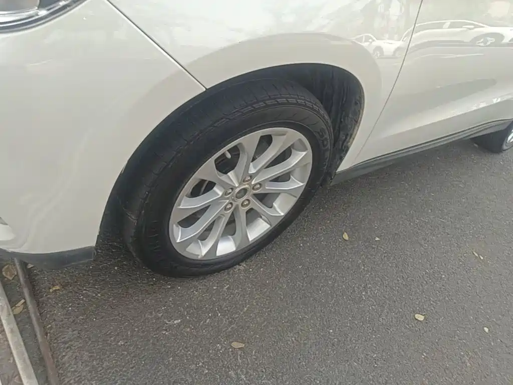 Фото 23 - Haval H2
