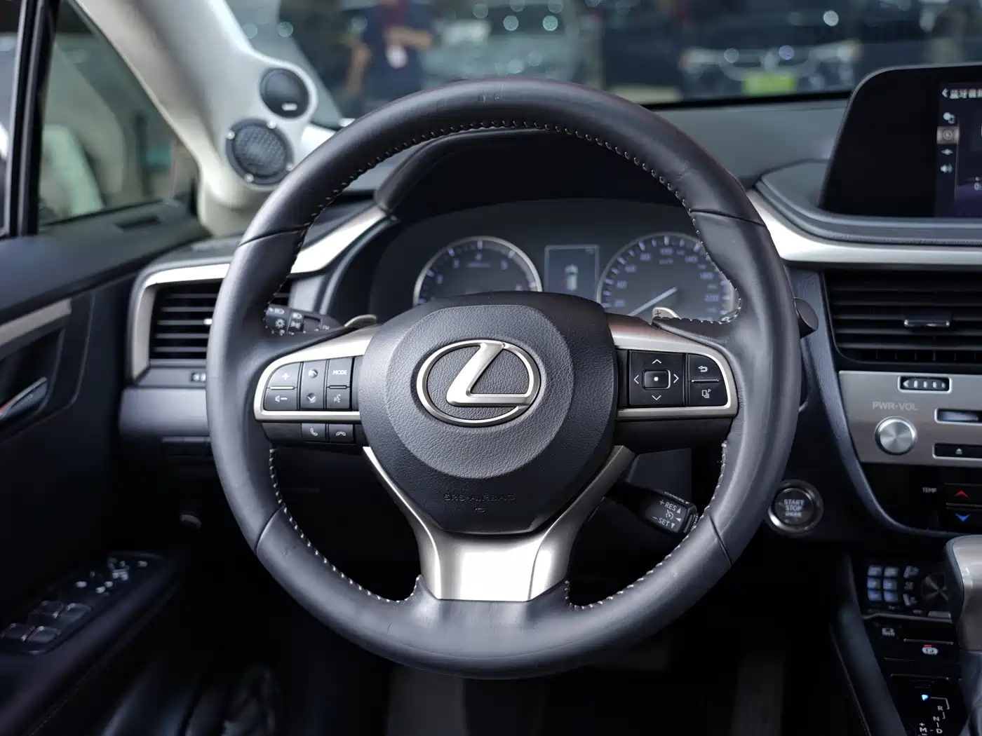 Lexus RX 2020 300 2WD Elite Edition China VI фото 8