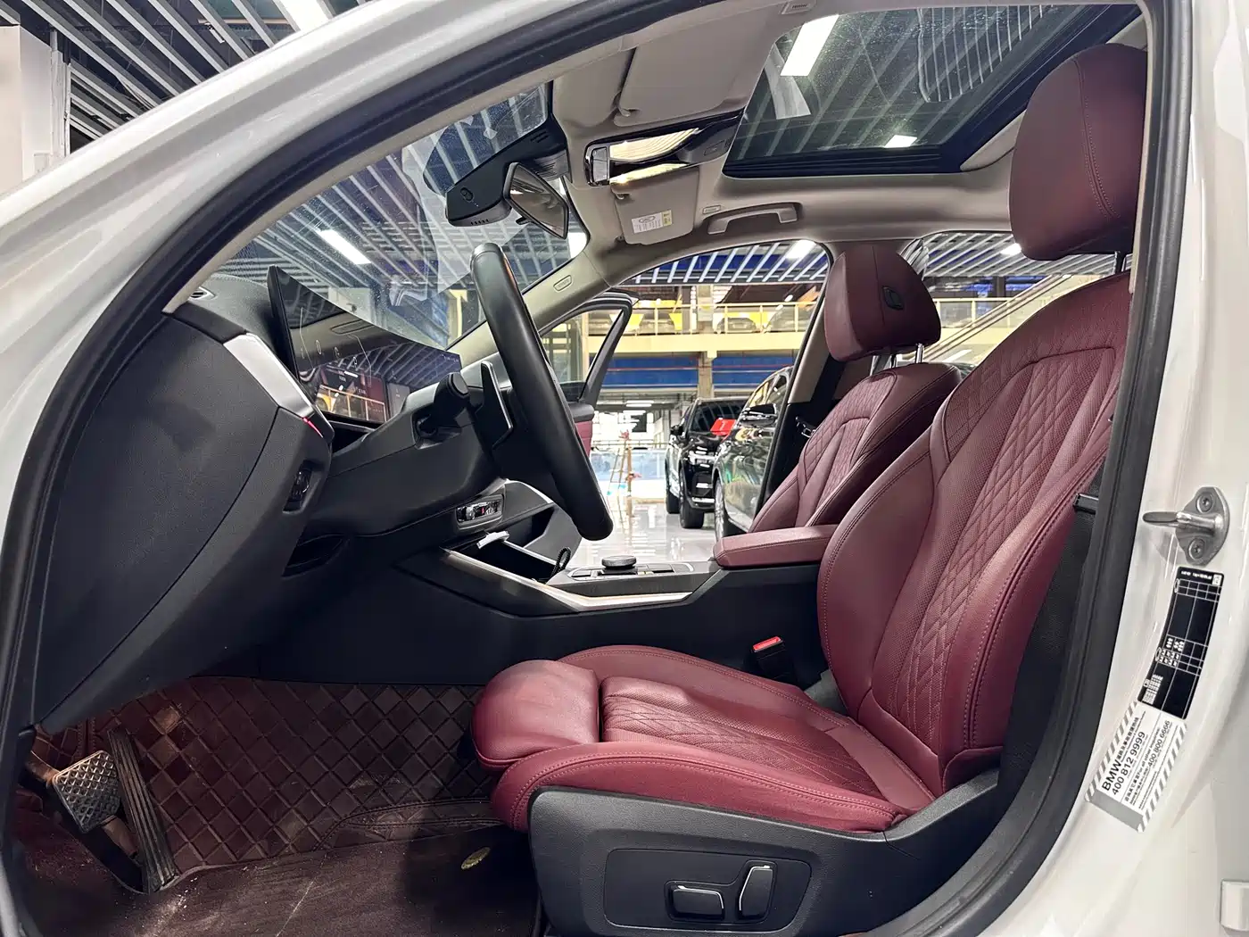 BMW 3 Series 2024 325i M Sport Package фото 4