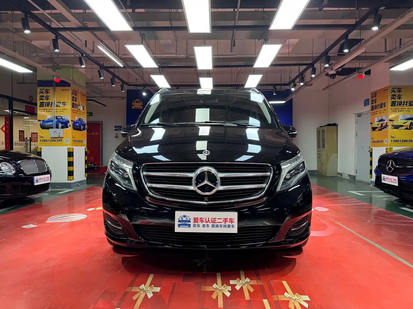 Mercedes-Benz V-Class 2018 V 260 L Premium Long Version China V фото 2