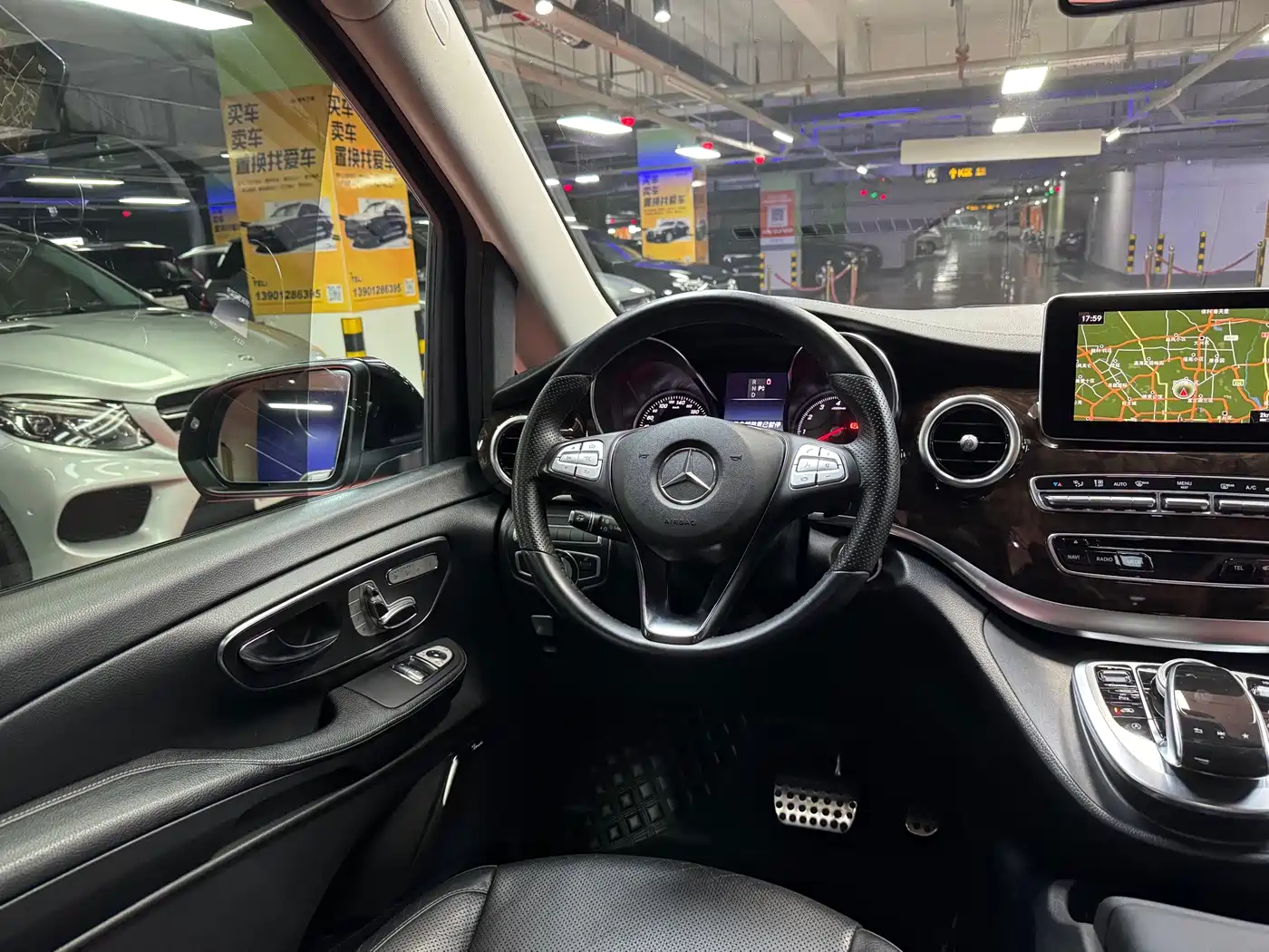 Mercedes-Benz V-Class 2018 V 260 L Premium Long Version China V фото 21
