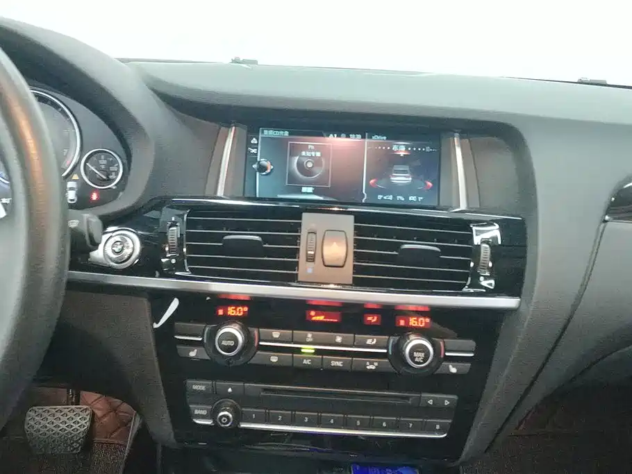 BMW X4 2014 xDrive20i X Design Package фото 13