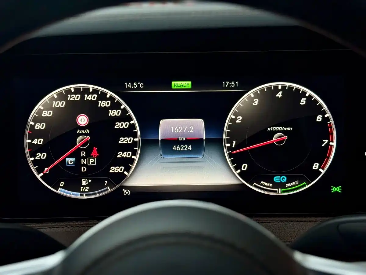 Mercedes-Benz S-Class 2019 S 320 L фото 12