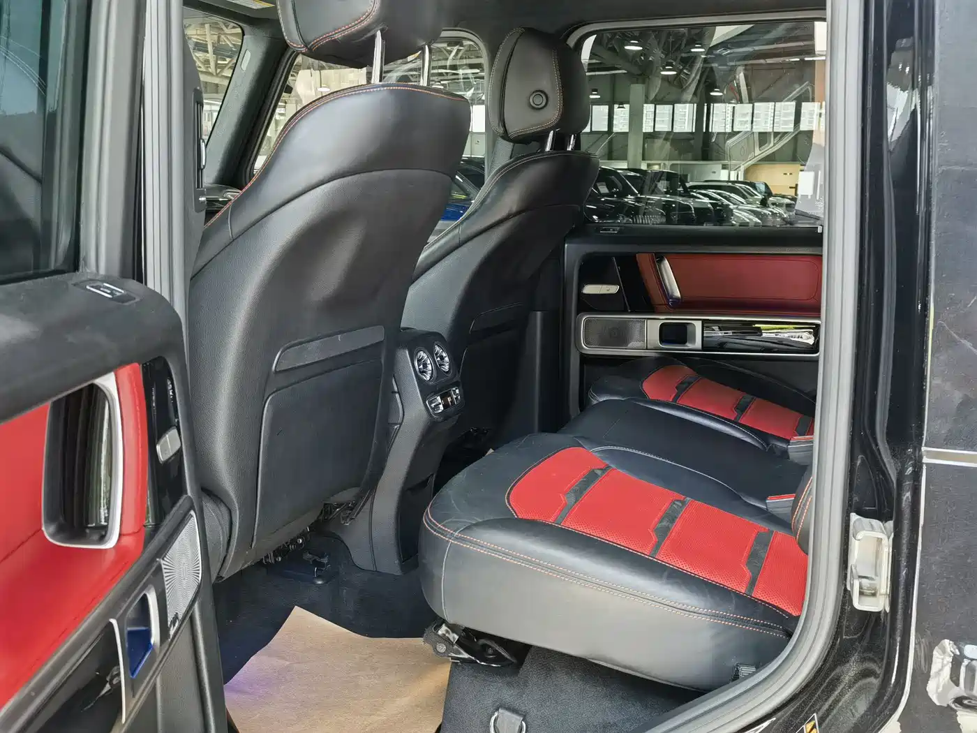 Mercedes-Benz G-Class AMG 2019 Facelift AMG G 63 фото 9