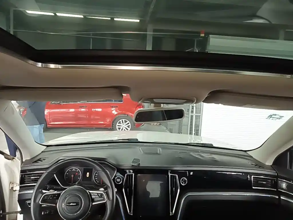 Zotye T800 2019 2018 2.0T Automatic Premium Smart Connection 7-seater