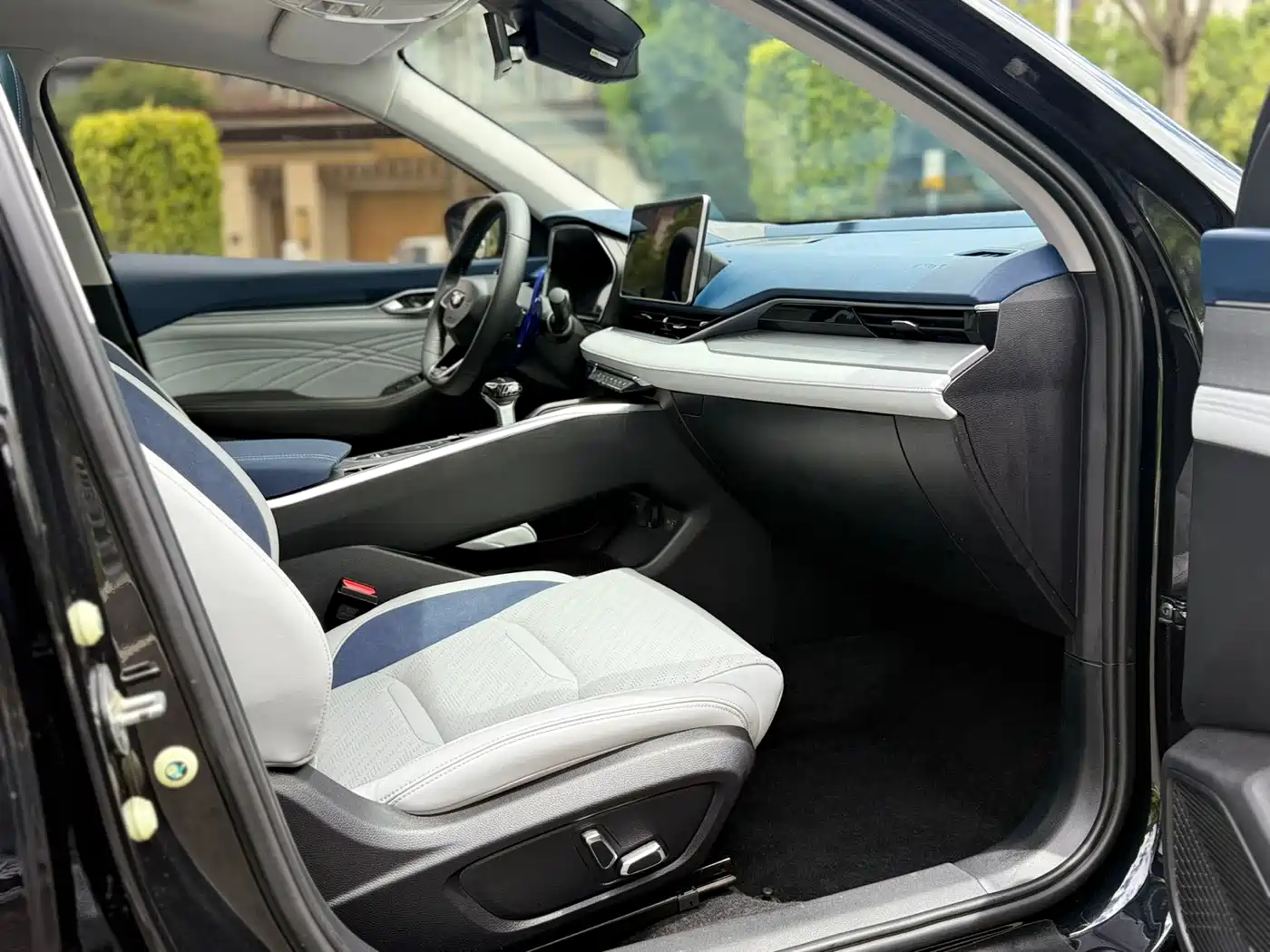 GEELY AUTOMOBILE XINGRUI