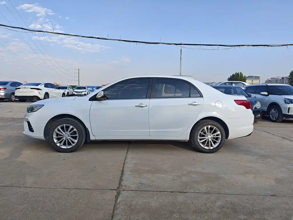 Фото 25 - Geely Vision