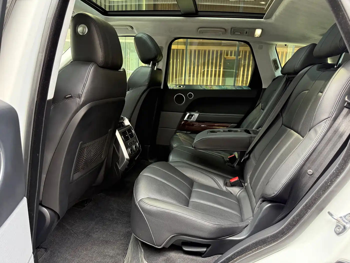 Land Rover Range Rover Sport 2017 3.0 SC V6 SE фото 24