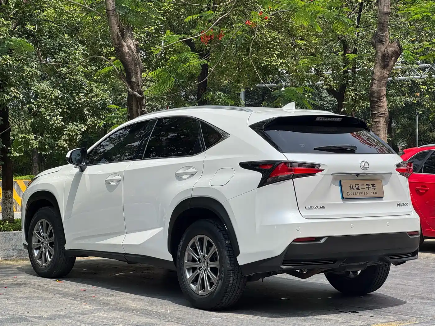 Lexus NX 2016 200 AWD F Sport фото 7