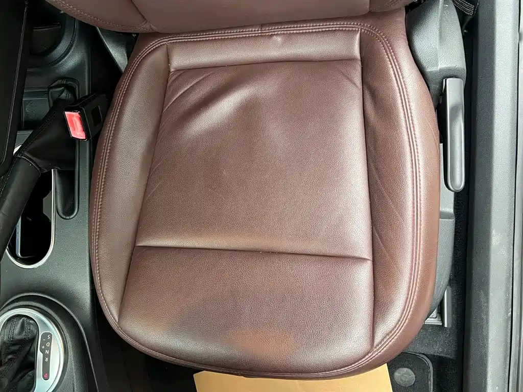 Volkswagen Beetle 2014 1.2TSI Fashion Edition фото 18