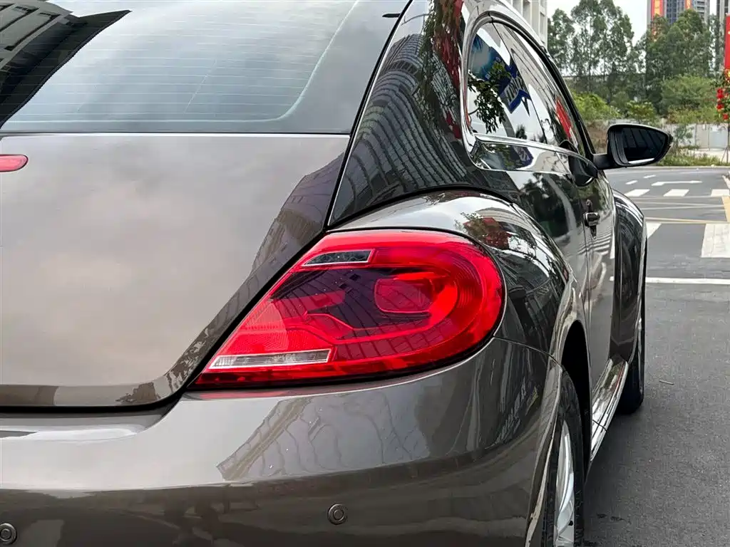 Volkswagen Beetle 2014 1.2TSI Fashion Edition фото 26