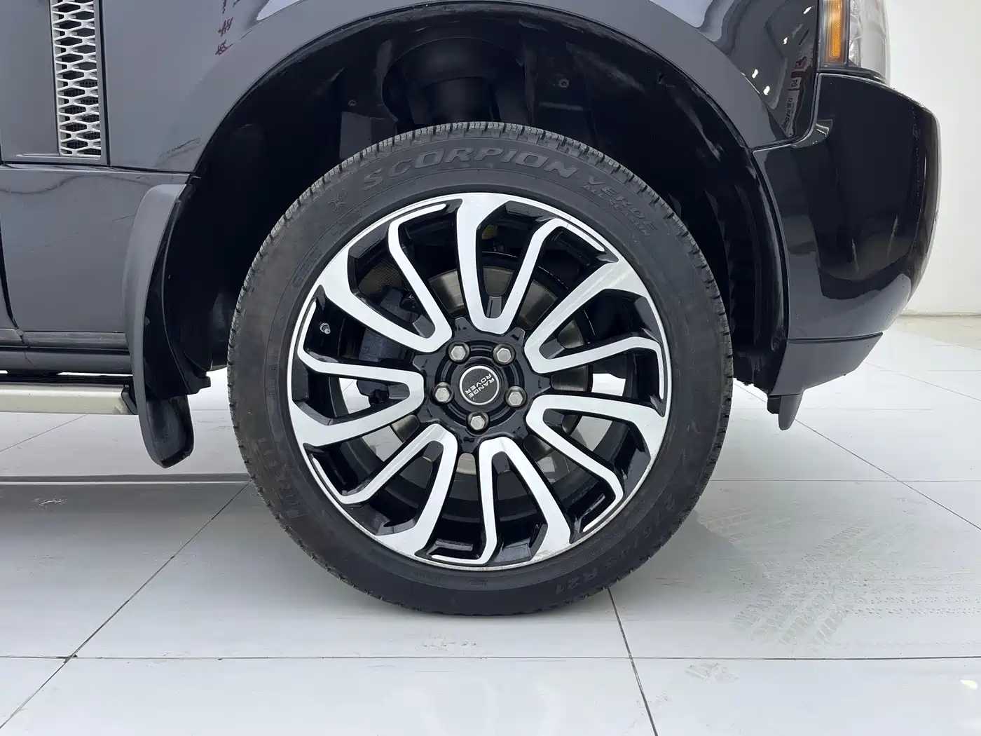 Land Rover Range Rover 2012 5.0 NA V8 фото 5
