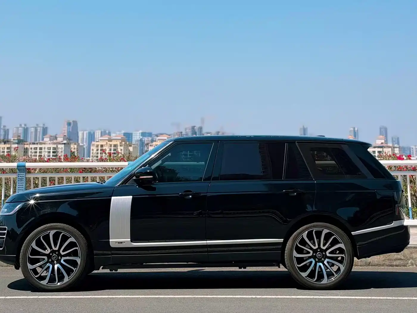Land Rover Range Rover 2016 2016 3.0 SC V6 Vogue LWB