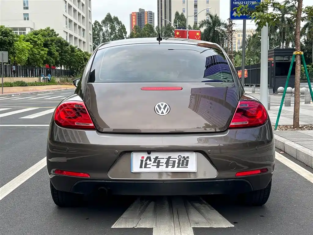 Volkswagen Beetle 2014 1.2TSI Fashion Edition фото 23
