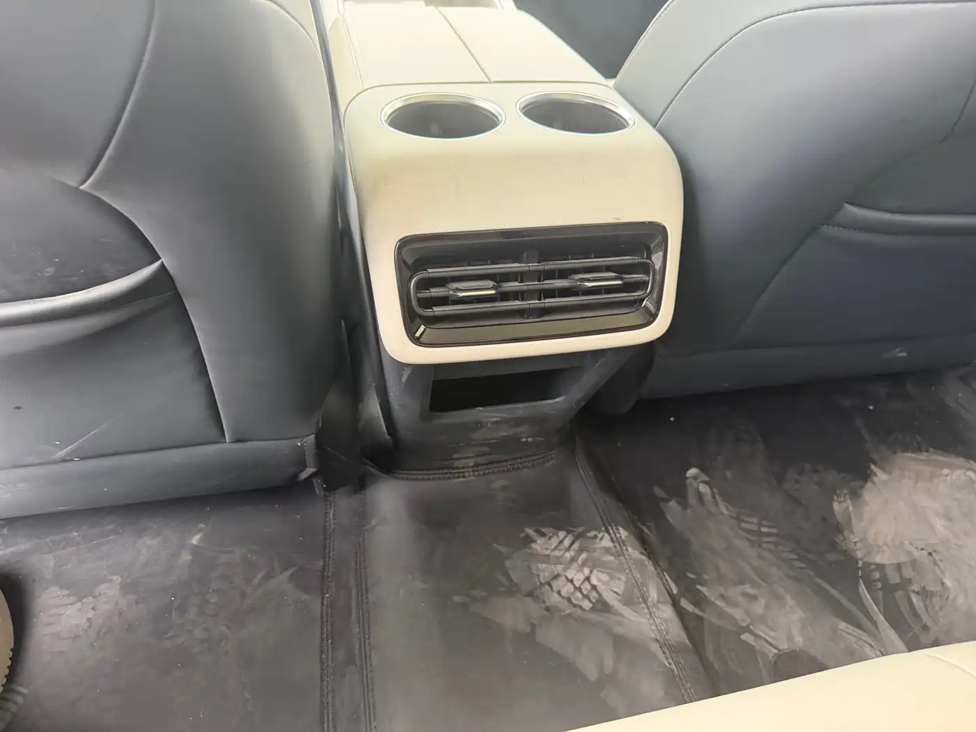 GEELY GALAXY GALAXY E8