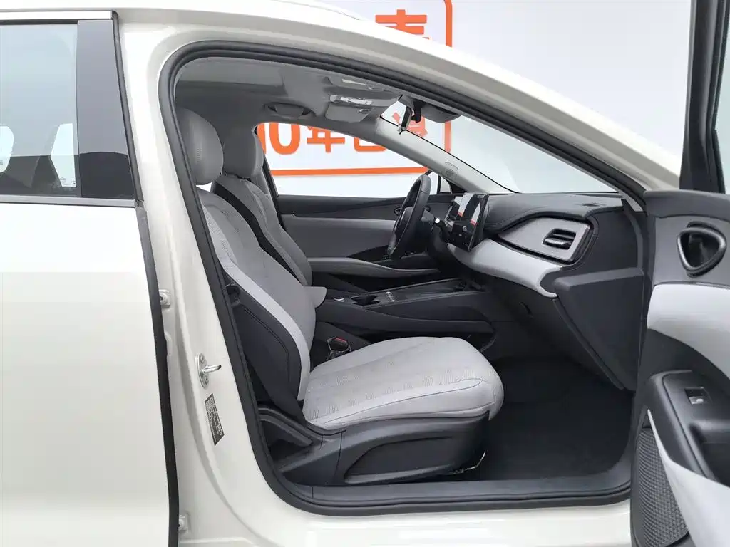 BYD Seal 06 DM-i Touring 2025 DM-i 80KM Premium фото 23