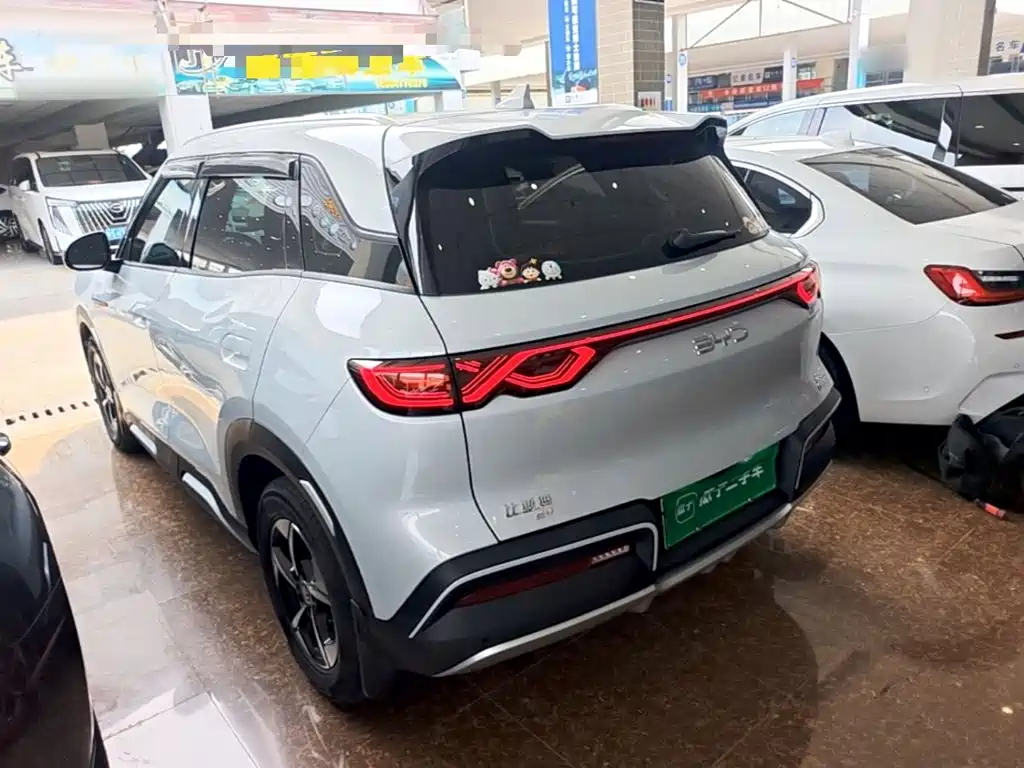 BYD Yuan UP 2024 2024 401KM Surpass Edition