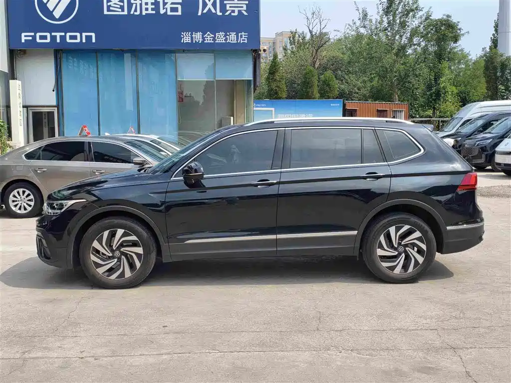 Volkswagen Tiguan L 2025 2024 Outstanding 300TSI Auto 2WD Dragon Soaring Edition