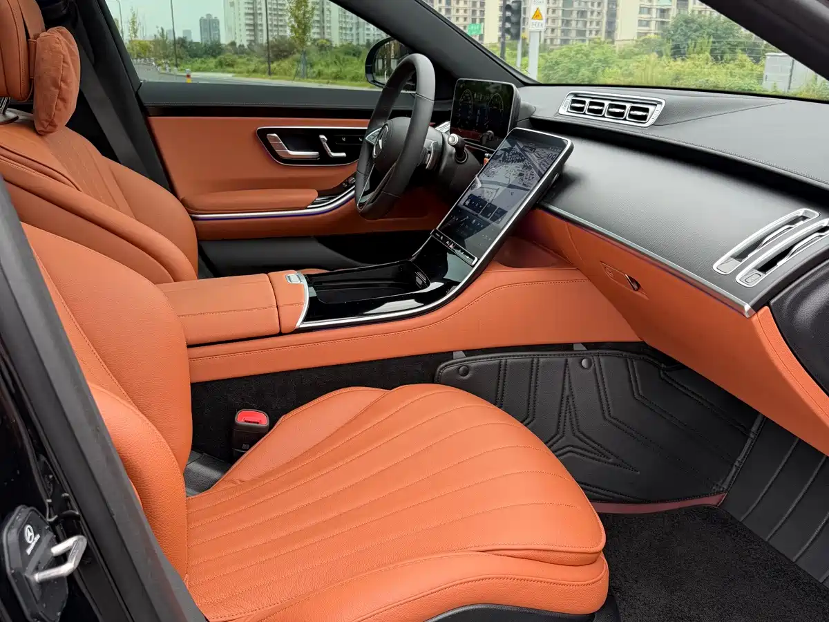 صورة 14 - Mercedes-Benz S-Class