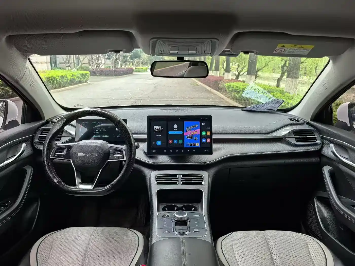 BYD Destroyer 05 2024 Glory Edition DM-i 120KM Luxury фото 8