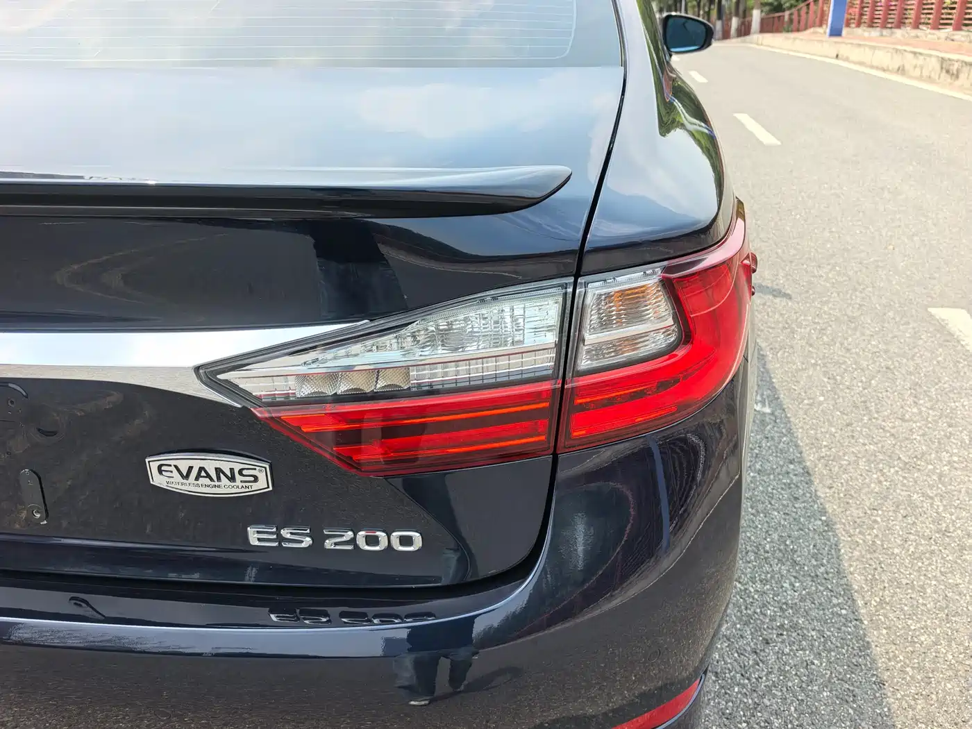 Lexus ES 2015 200 Elite Edition фото 20