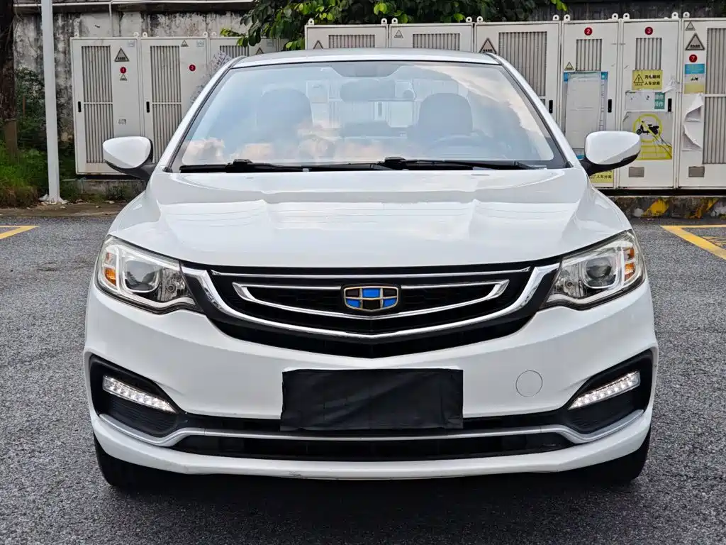 Фото 2 - Geely Vision