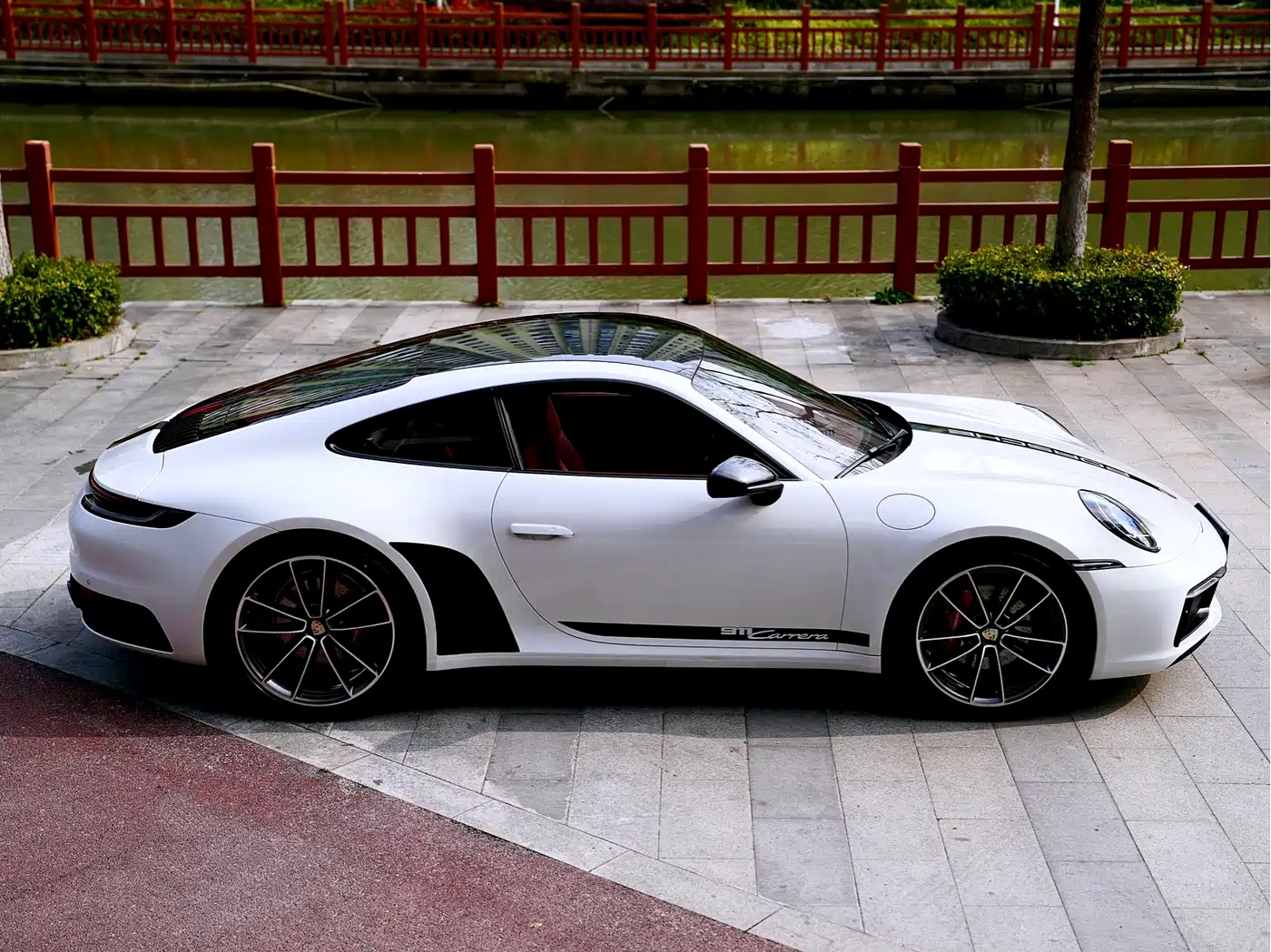 Porsche 911 2023 Carrera 3.0T фото 4