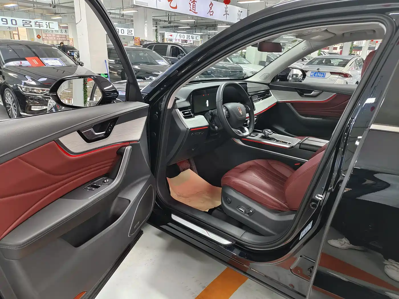 Hongqi HS5 2025 2.0T 4WD Qixiang Pro фото 8