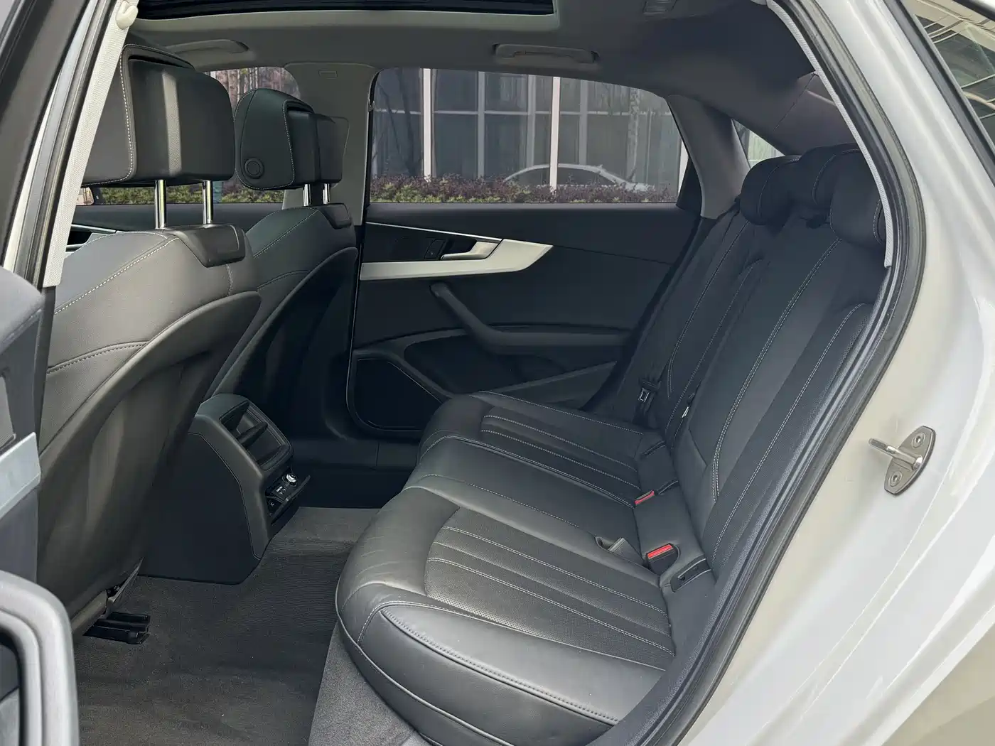 Audi A4L 2020 40 TFSI Fashion Dynamic Edition фото 31