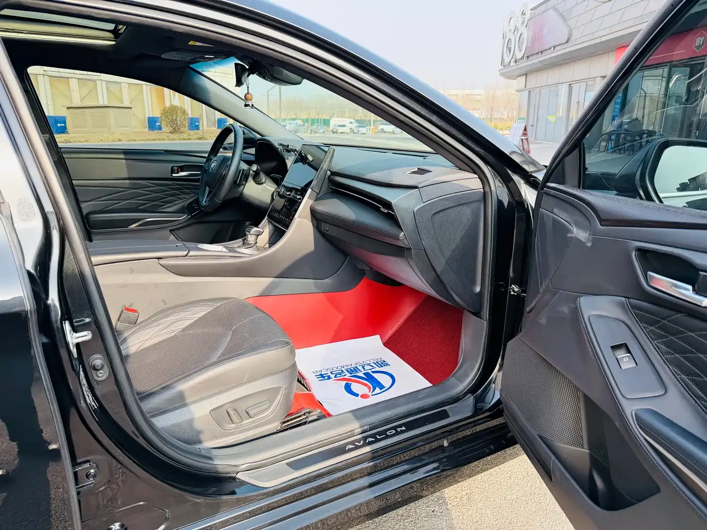 Toyota Avalon 2022 2.5L Touring Premium Edition фото 10