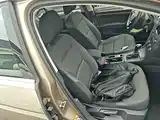 Фото 16 - Volkswagen Golf