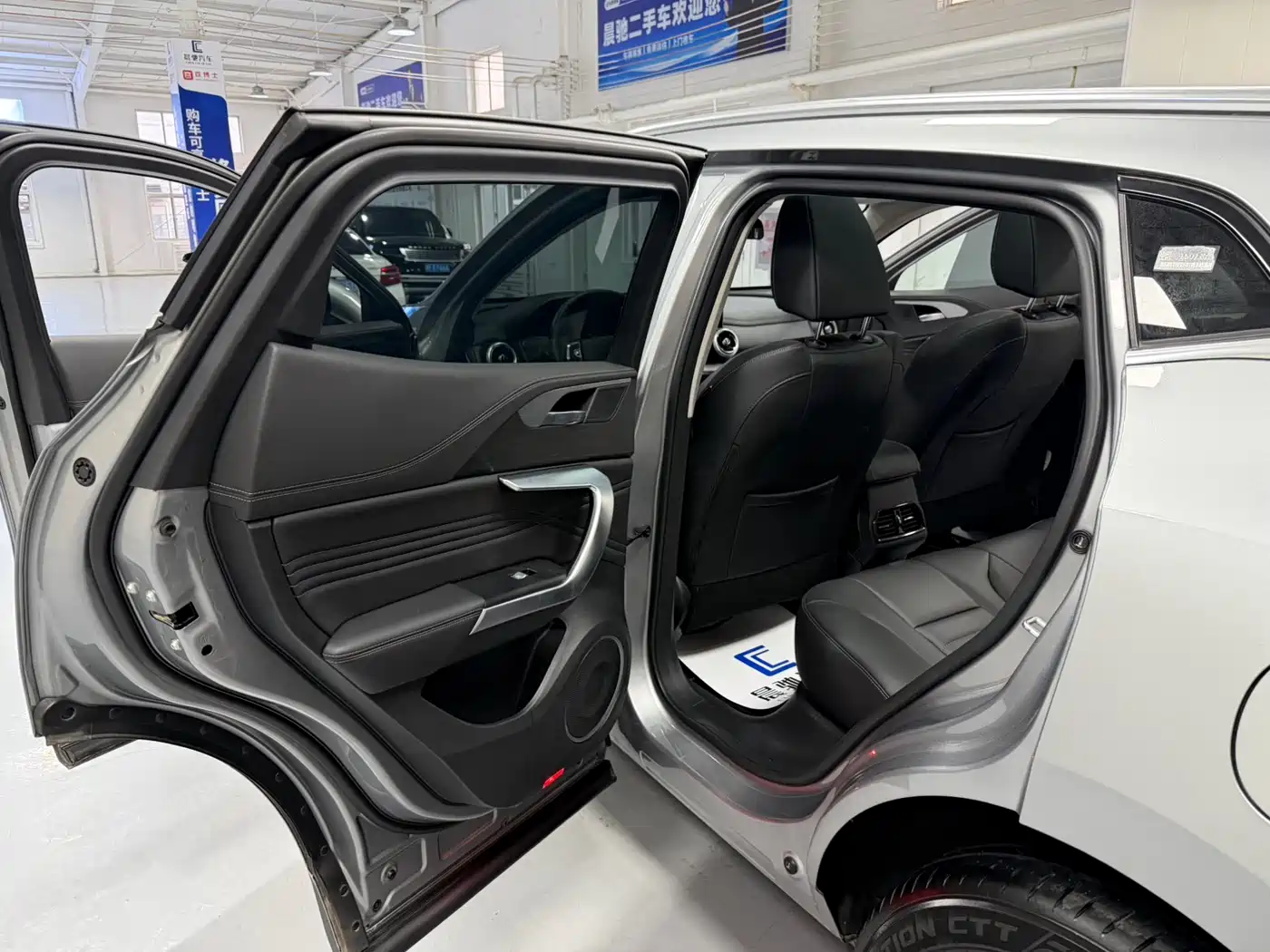 WEI PAI WEI BRAND VV5