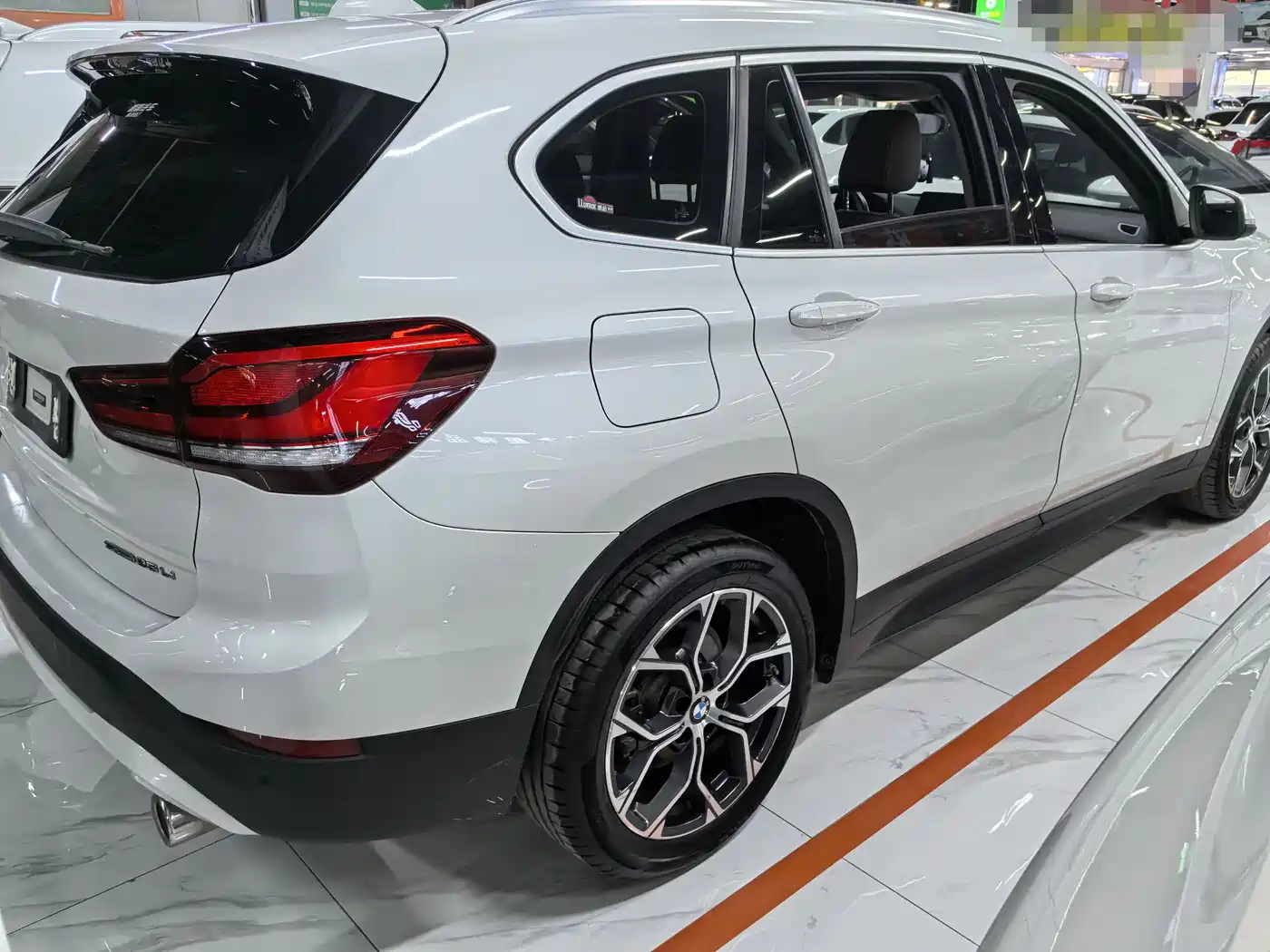 BMW X1 2020 sDrive25Li Leading Model фото 6