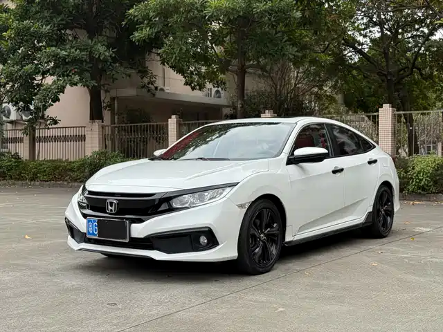 Honda Civic 220TURBO CVT, Burn Move, экокласс Китай VI