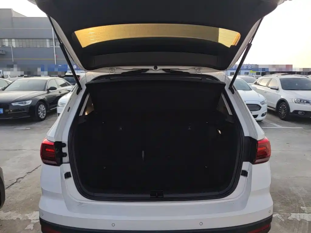 Volkswagen Tharu 2019 2019 280TSI 2WD Comfort Edition China VI