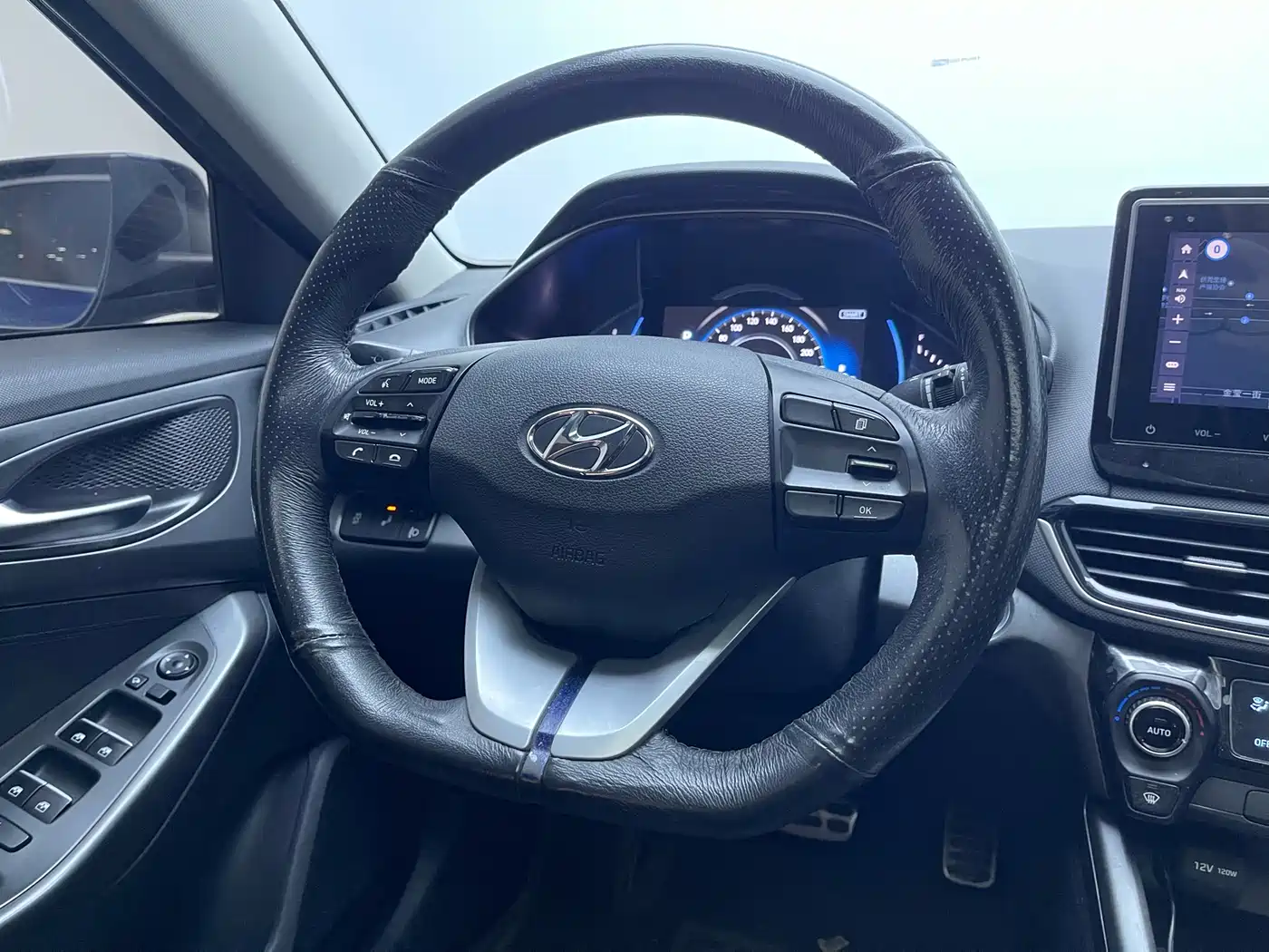Hyundai Fista 2019 280TGDi Smart Speed Edition China VI фото 15