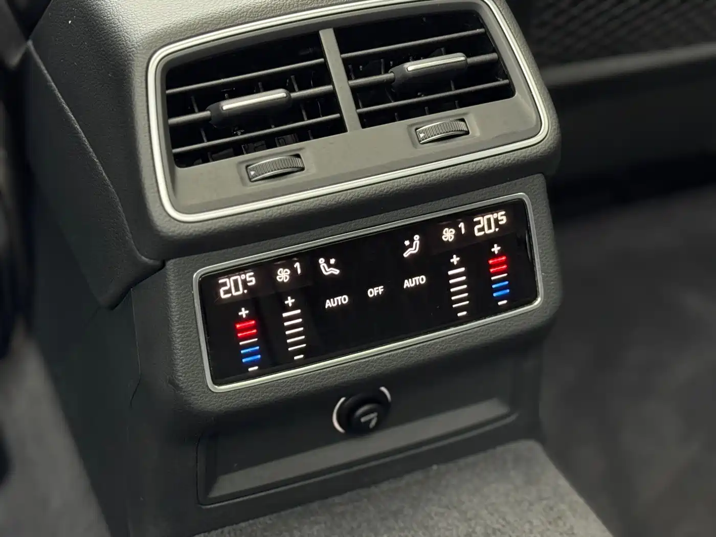 Audi A6L 2022 45 TFSI Premium Dynamic фото 11