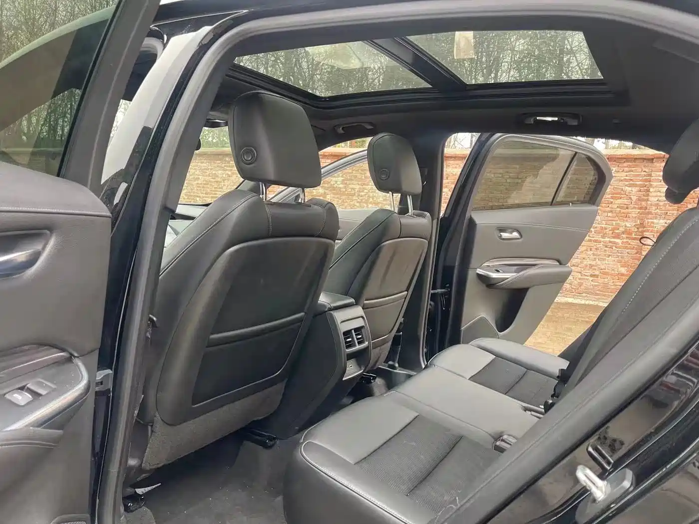 Cadillac XT4 2019 2018 28T FWD Leading Edition