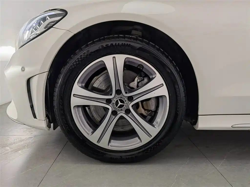 Mercedes-Benz C-Class 2020 C 260 L Sport фото 17