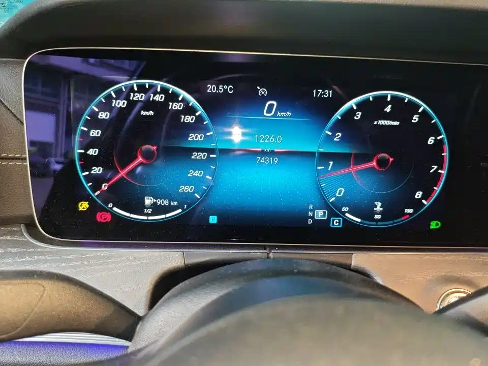 Mercedes-Benz E-Class 2022 Facelift E 260 L фото 2