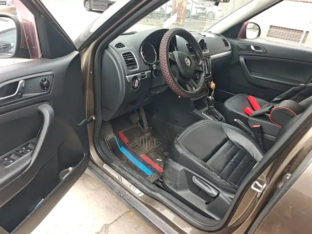 Škoda Yeti 2014 1.4TSI DSG Polar фото 23