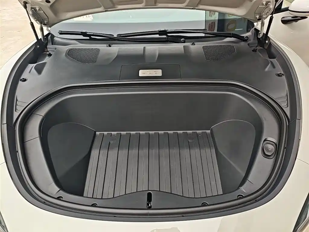 Фото 20 - Xiaomi SU7
