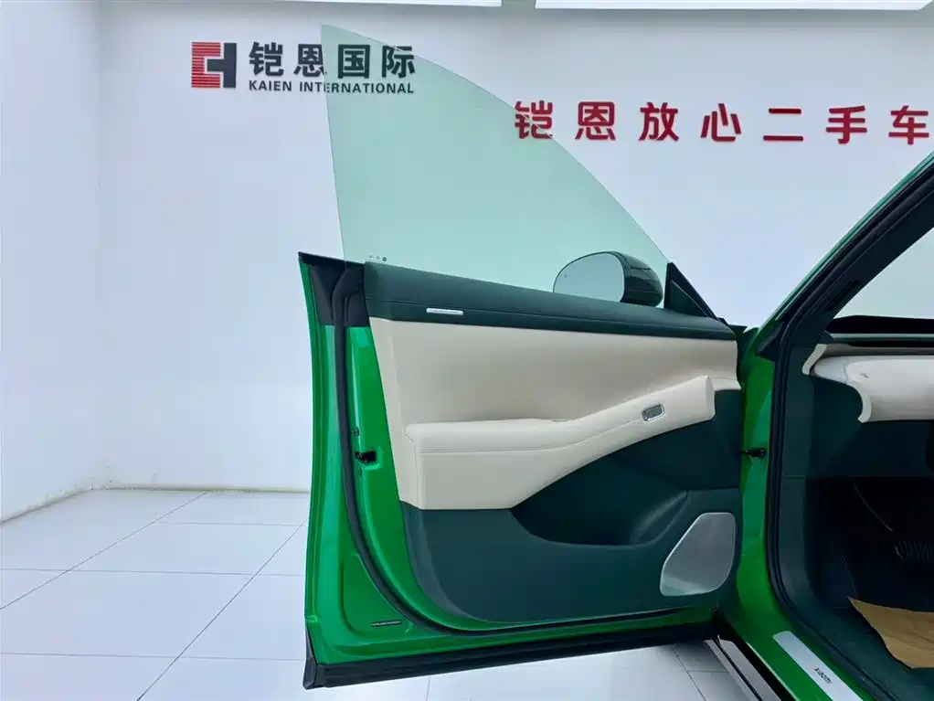 Xiaomi Auto Xiaomi YU7 2025 Extended Range AWD Pro фото 30