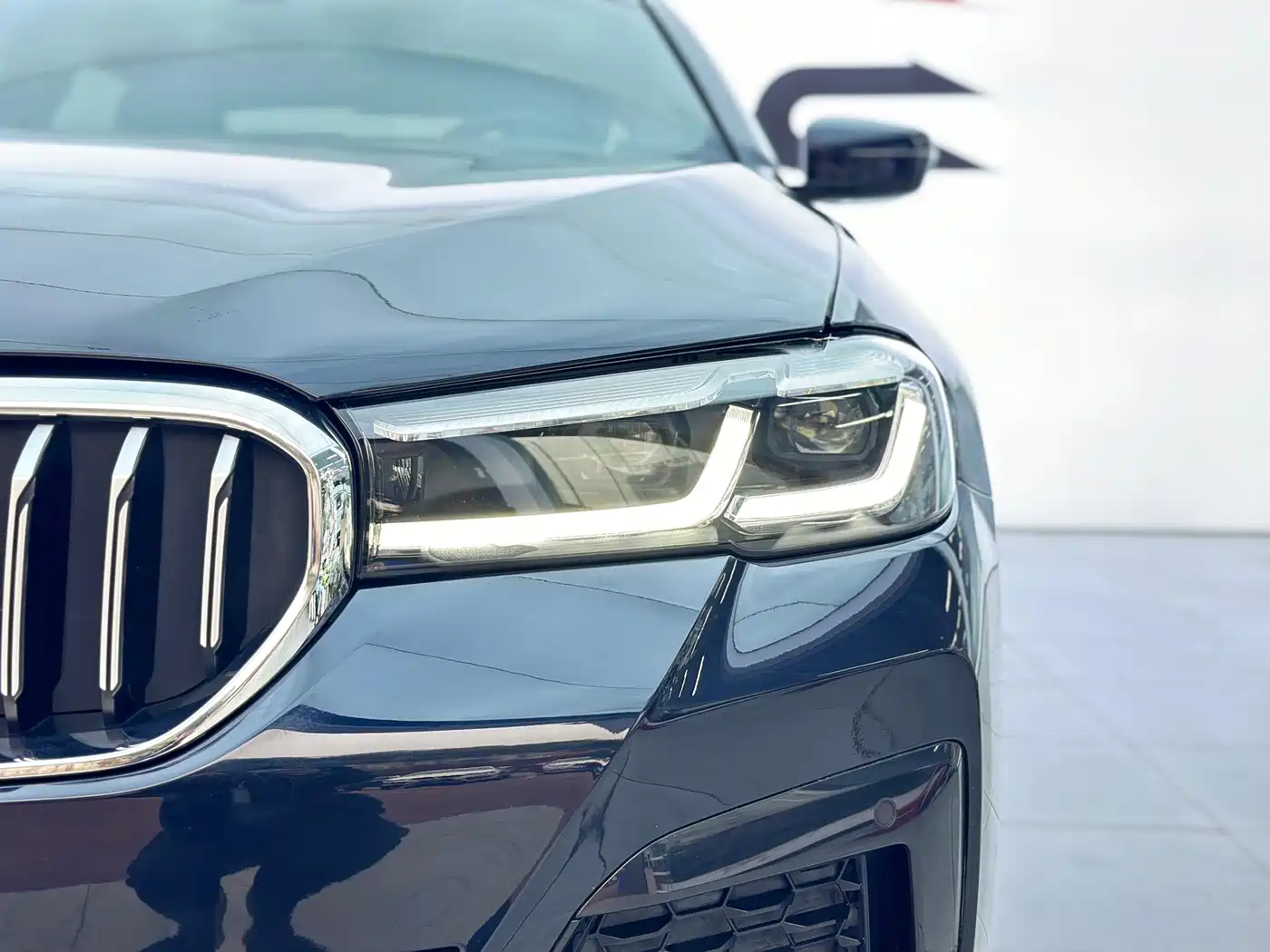 BMW 5 Series 2022 525Li M Sport Package фото 6