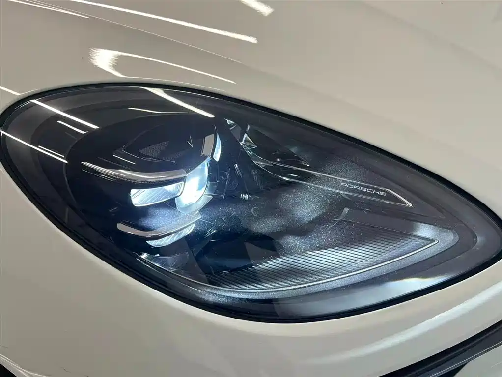 Porsche Macan 2023 Macan 2.0T фото 23