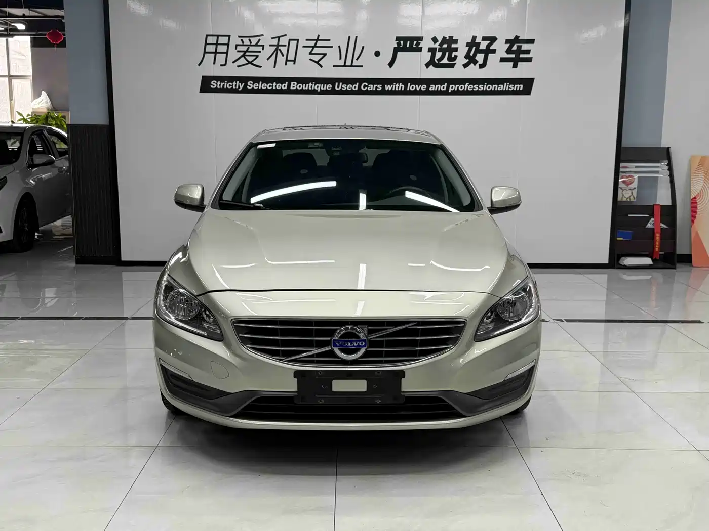 VOLVO S60