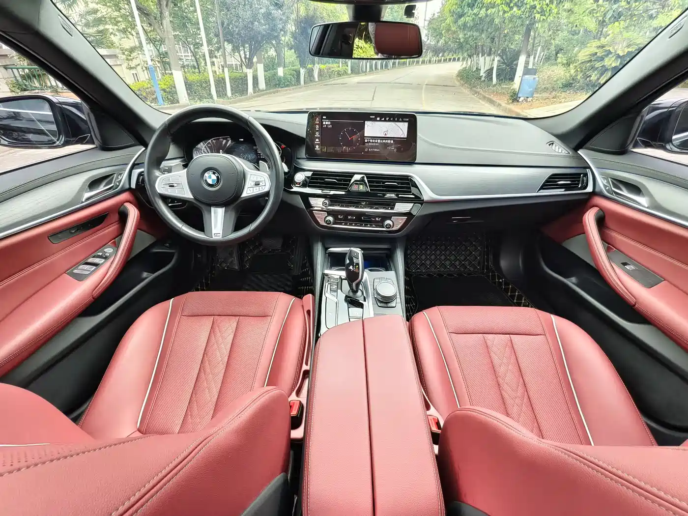 BMW 5 Series 2023 Facelift 530Li Leading M Sport Package фото 6